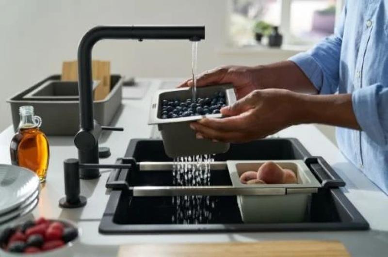 Franke Uniwersalny zestaw akcesoriów all in set 4, deska do krojenia, wkładka, mata ociekowa i pojemnik do przechowywania 112.0655.488