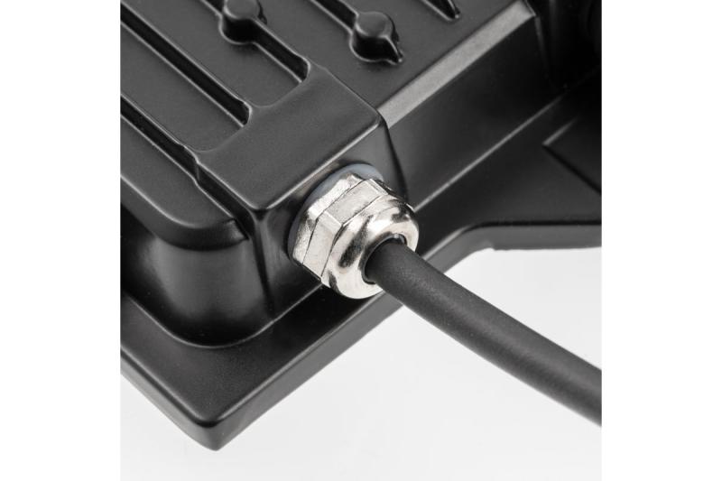 Reflektor LED G-TECH z czujnikiem ruchu, 10W, 1000lm, AC220-240V, 50/60 Hz, PF>0,9, RA>80, IP65, 120°, 6000K, czarny 1208959173