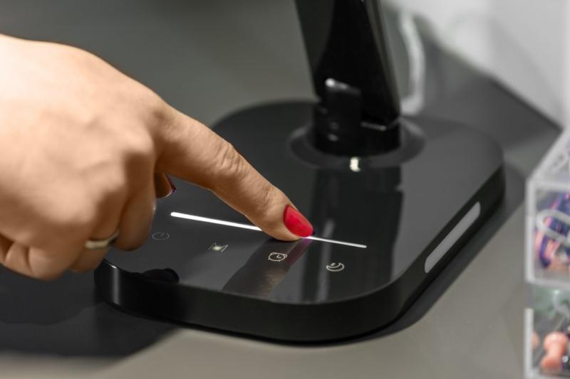 Lampa biurkowa Gale 8 W 550 lm AC220-240 V 5-CCT 10-stopniowa regulacja jasności PF>0 5 RA>80 czarna 1208962487