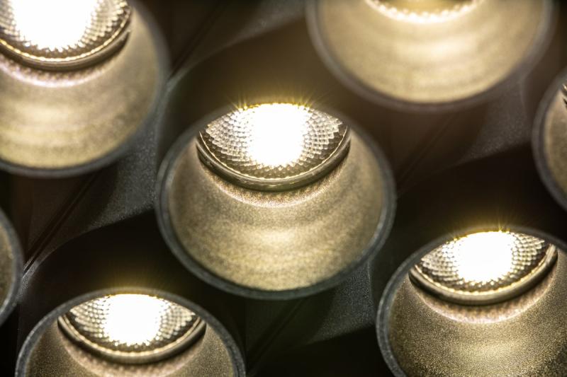 Dekoracyjna oprawa LED ARTEMIDA 20W 1920lm AC220-240V 50/60 Hz PF>0,9 Ra≥80 IP20 IK08 4000K 38° kwadratowa czarna. 1208962642