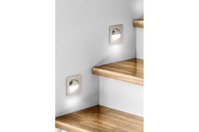 Dekoracyjna oprawa LED na schody ESCADA KB DC12V kwadratowa matowa szklana pokrywa 0,8W 70lm 4000K inox kabel 150cm.