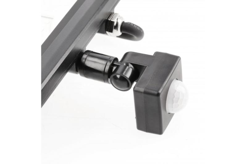 Reflektor LED iNEXT z czujnikiem ruchu 20 W 1600 lm, PF>0,9, RA>80, IP65, 120°, 6400 K, czarny korpus 1208962859