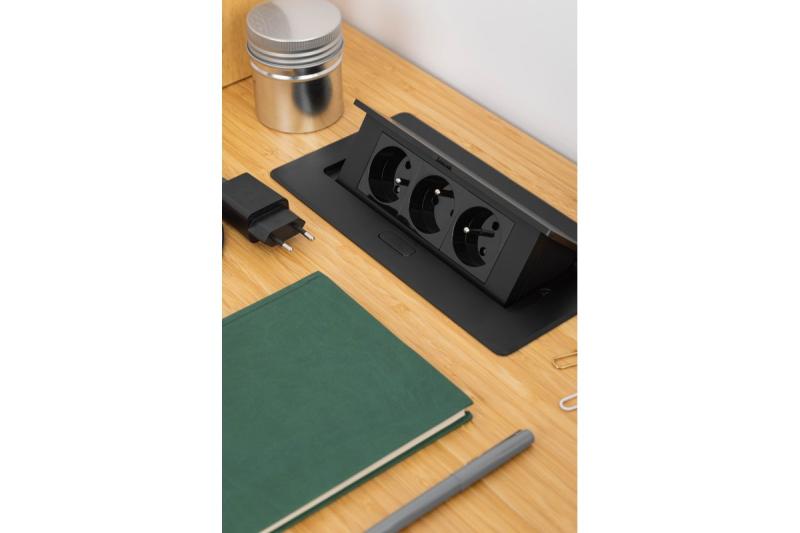 SOFT wysuwane gniazdo zasilające