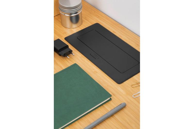 SOFT wysuwane gniazdo zasilające