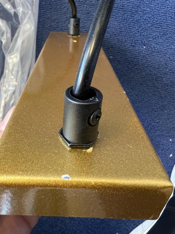 OUTLET Ramka Uszkodzona Dekor Avelin lampa wisząca z złotą prostokątną ramką szerokość 80 cm 2287