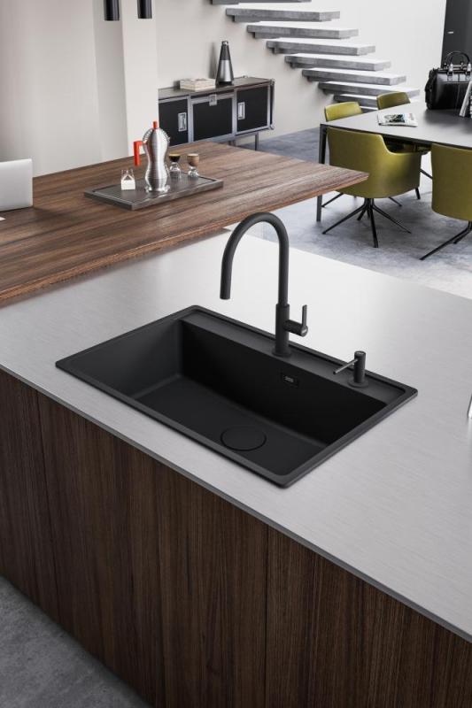 Franke Maris Slim J Kran kuchenny Czarny z Wyciąganą Wylewką 115.0728.389