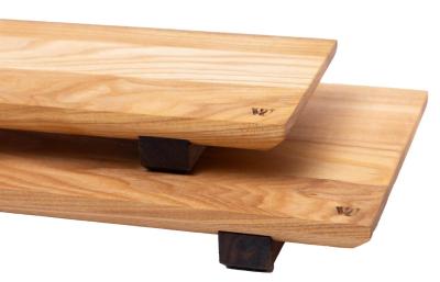 Woodsea Sushi M - Deska do sushi z drewna jesionowego z nóżkami z drewna orzechowego 30x17 cm 1208971585