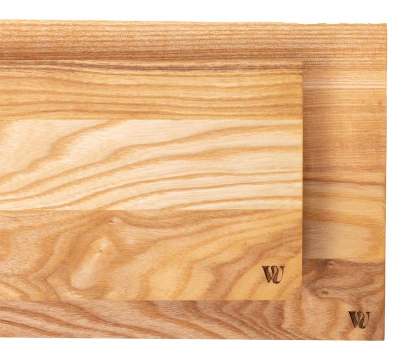 Woodsea Sushi M - Deska do sushi z drewna jesionowego z nóżkami z drewna orzechowego 30x17 cm 1208971585