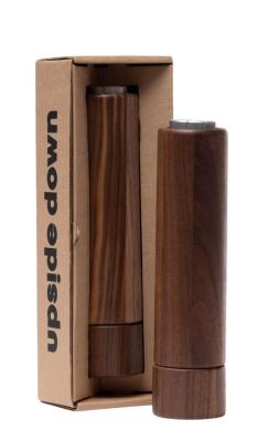 Woodsea Upside Down Walnut - Orzechowy drewniany młynek do soli Ø5.4x22.5 cm 1208971593