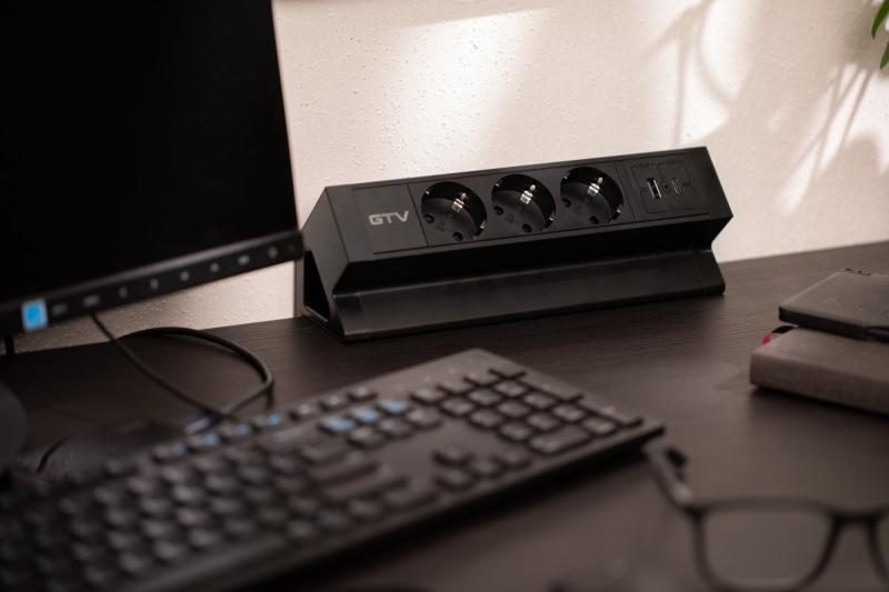 Gniazdo meblowe BASCO, 3xSHUKO, USB A+C, kabel 1,5 m, czarne