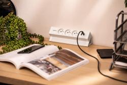 Gniazdo meblowe Basco, 3 x gniazdo z uziemieniem, USB A+C, kabel 1,5 m, białe z montażem