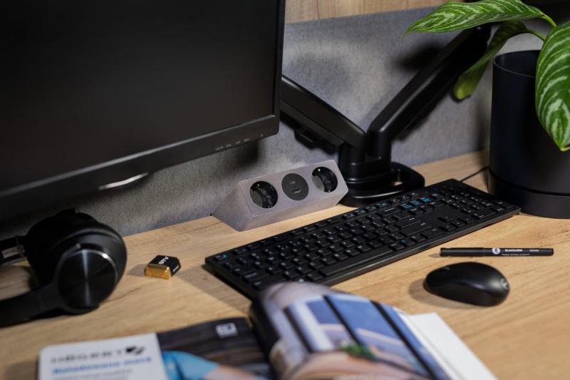 Gniazdo meblowe SOFITO, 2xSCHUKO, USB A+C, kabel 1,5 m, szary flock