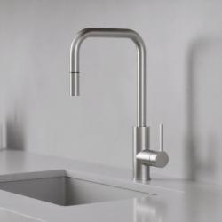 Pure.Sink Luxion bateria kuchenna z litego stali nierdzewnej, kwadratowa, z wyciąganą wylewką PLXSQUA-02
