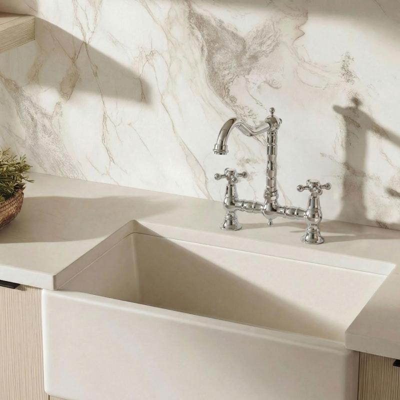 Aquanello Heritage Ascot Klasyczna bateria kuchenna w stylu retro z uchwytami krzyżowymi, chromowana, model CR-4001-HA